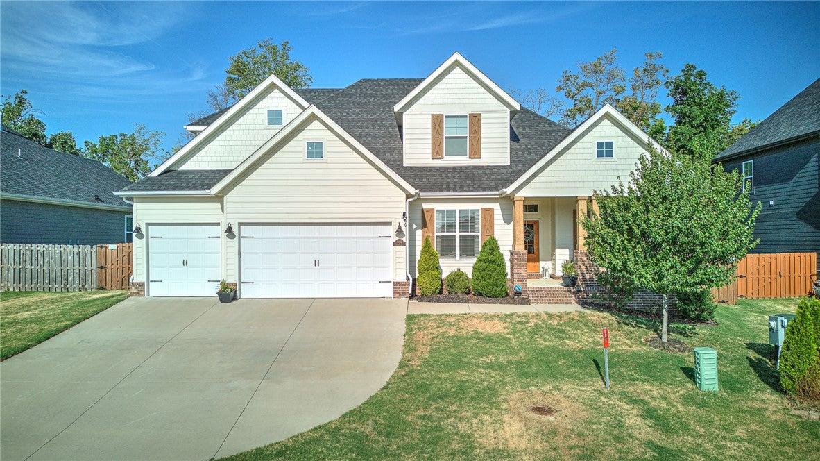 S 63rd St, Rogers, AR 72758
