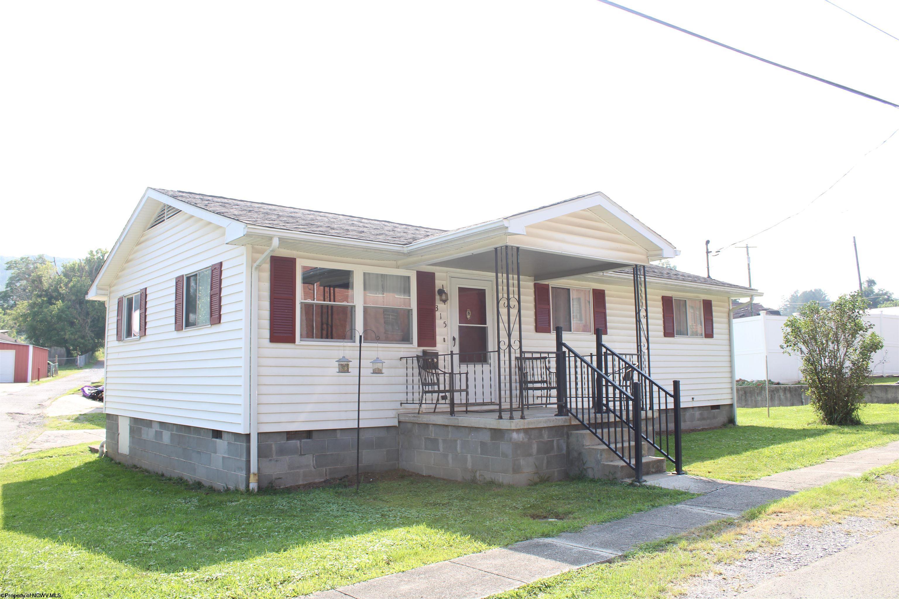 State St, Weston, WV 26452