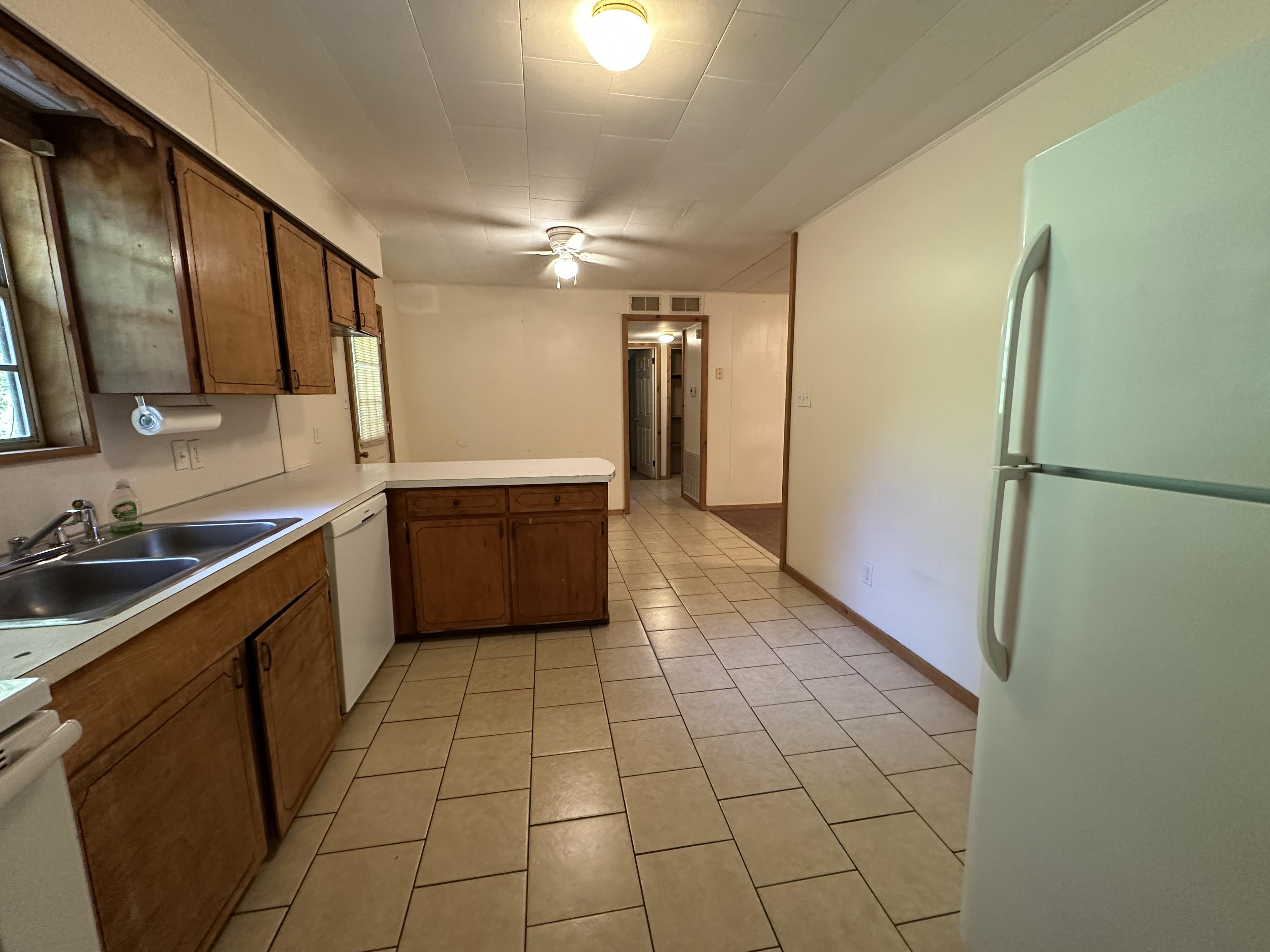 N 7th St, Flippin, AR 72634