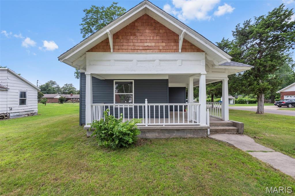 S Main St, Gideon, MO 63848