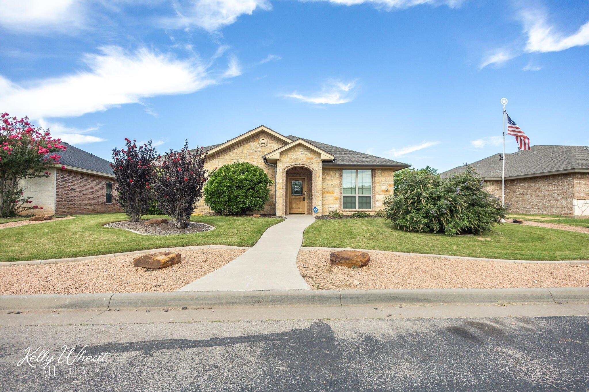Autumnwood Trl, San Angelo, TX 76904