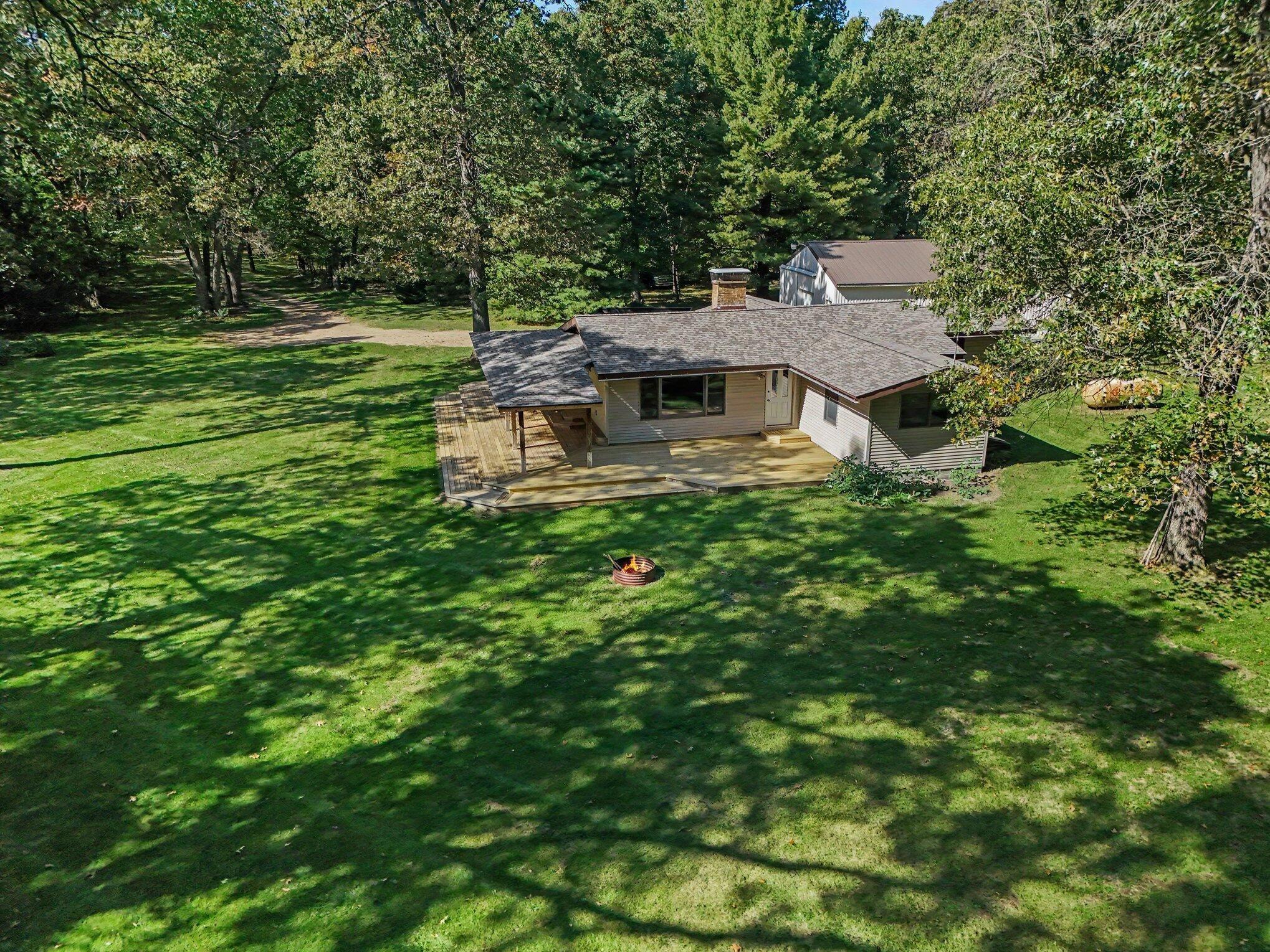 43rd St, Allegan, MI 49010