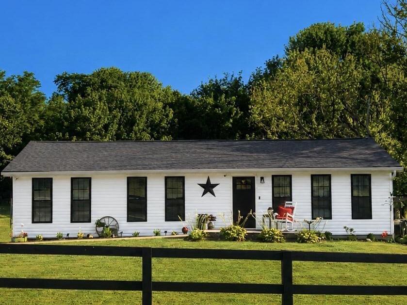 Beaver Rd, Walton, KY 41094