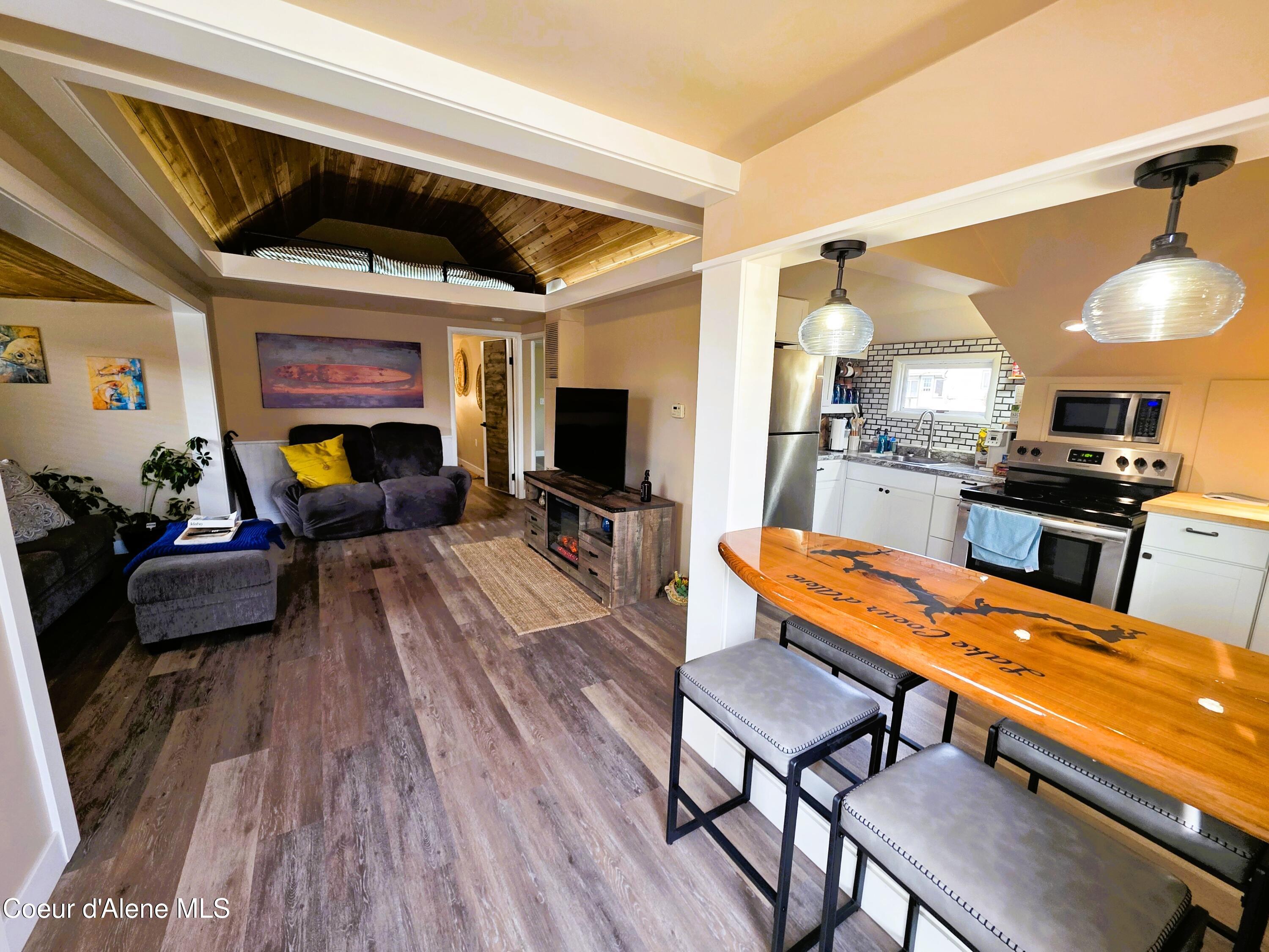 N 1st St, Coeur D Alene, ID 83814