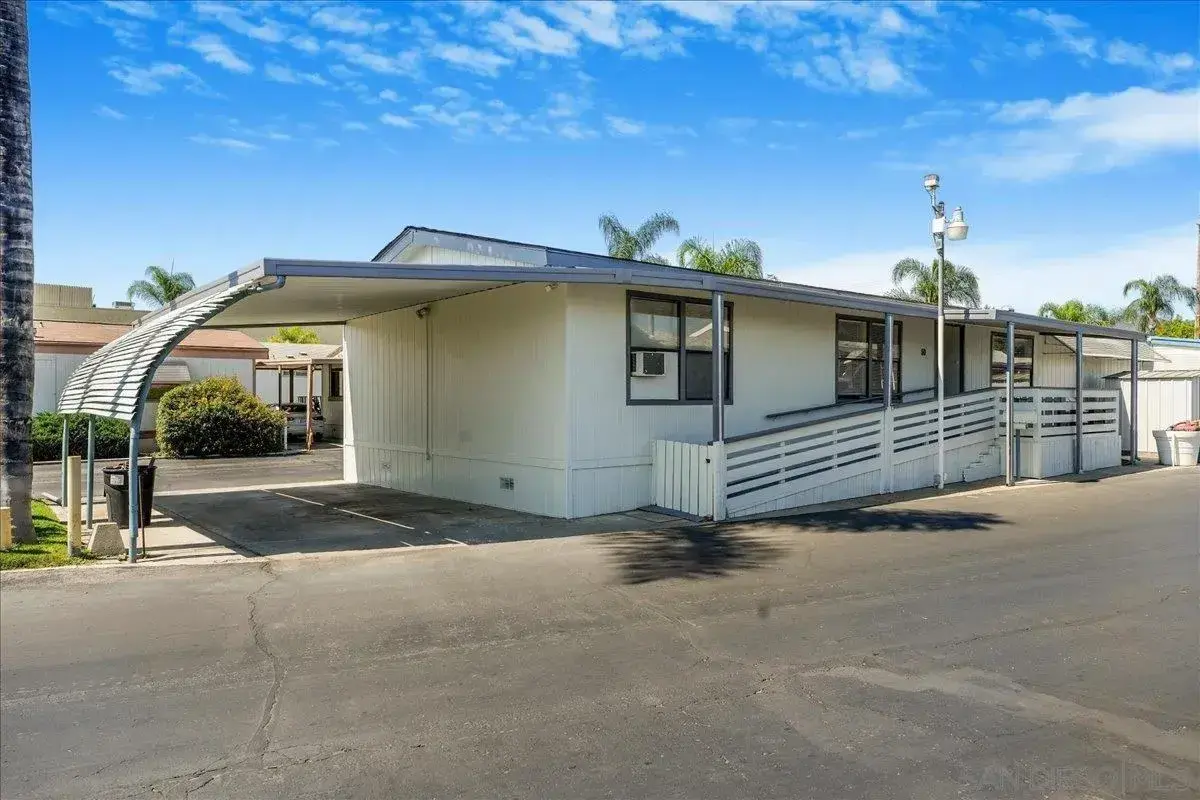 N Citrus Ave, Escondido, CA 92027