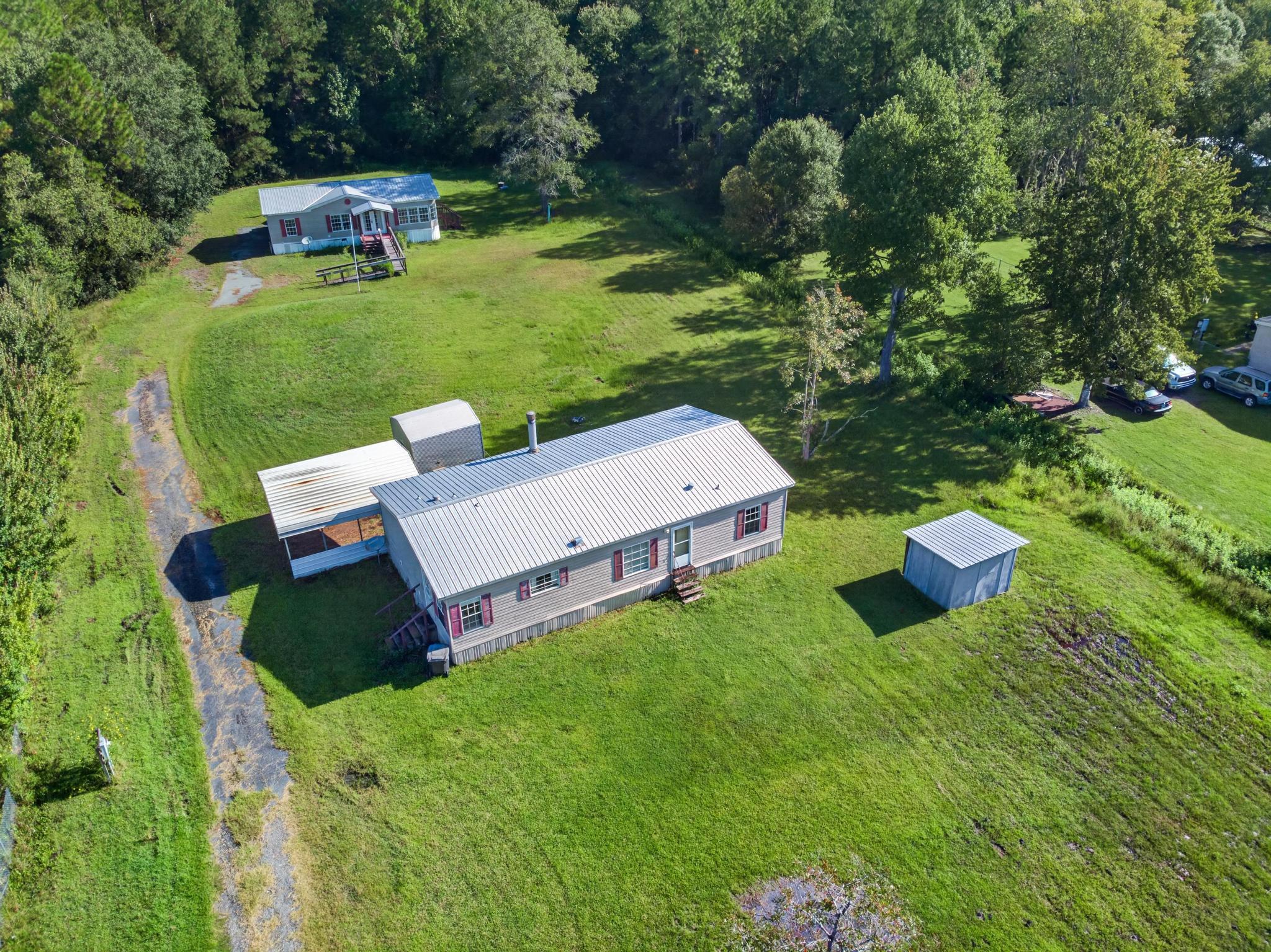 Woodland Cir, Callahan, FL 32011