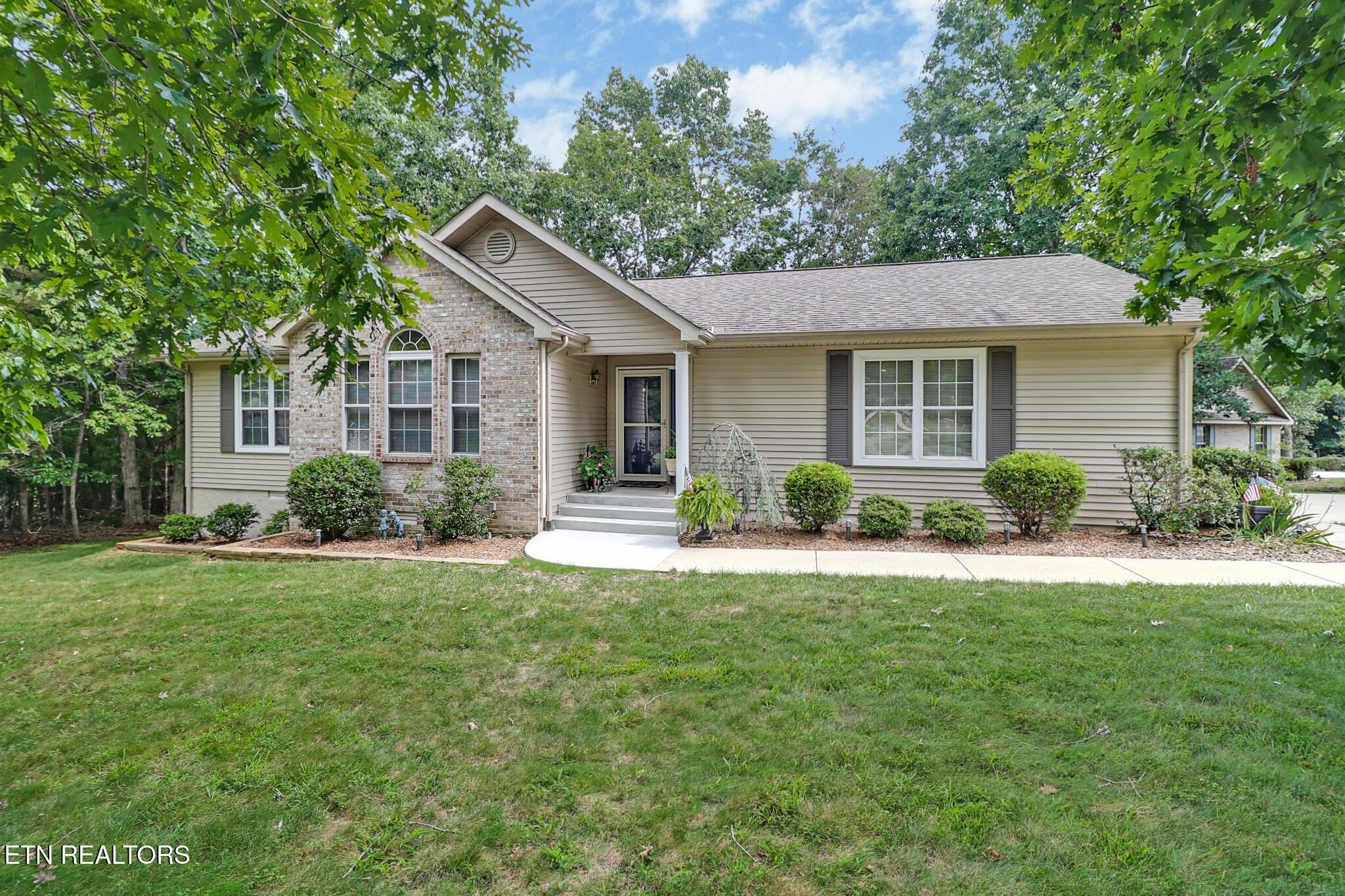 Wilbourn Cir, Crossville, TN 38558