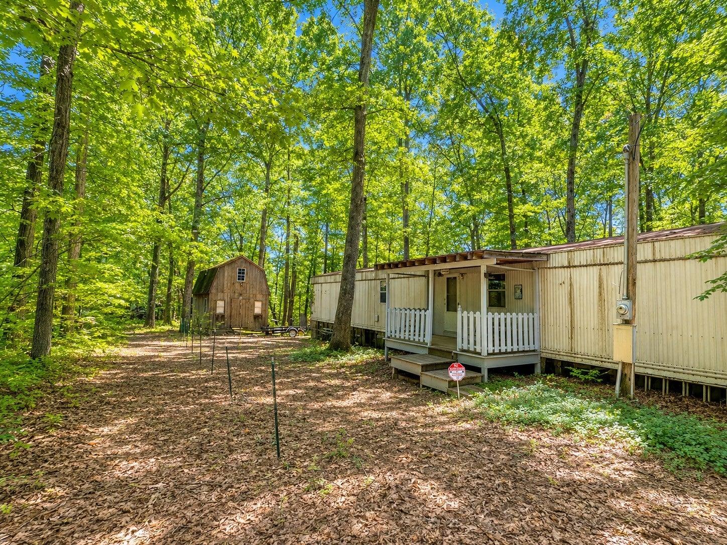 Floyd Dr, Smithville, TN 37166