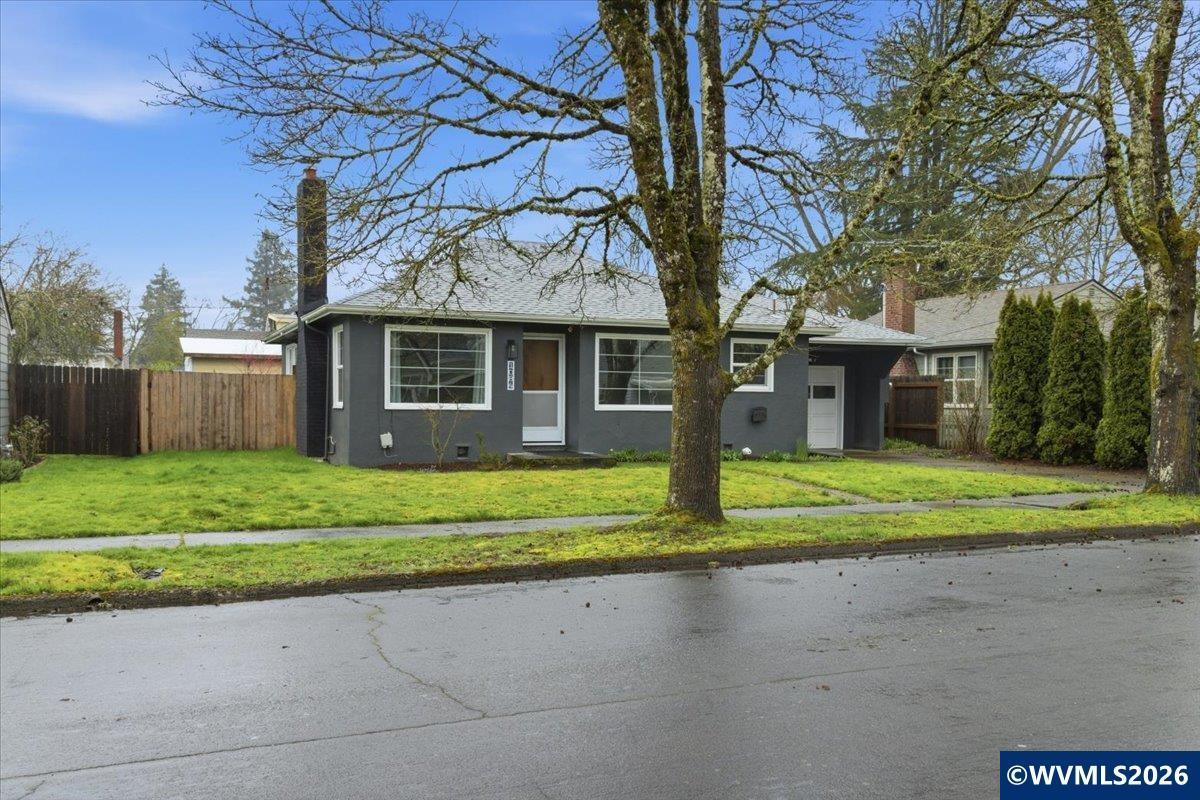 24th St Ne, Salem, OR 97301