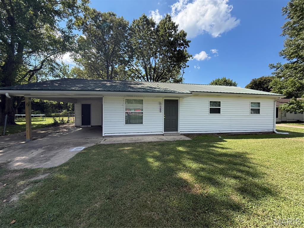 Adams St, Sikeston, MO 63801