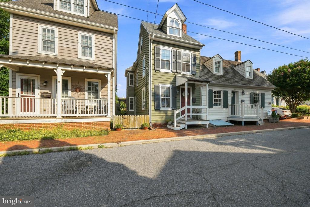 S Water St, Chestertown, MD 21620