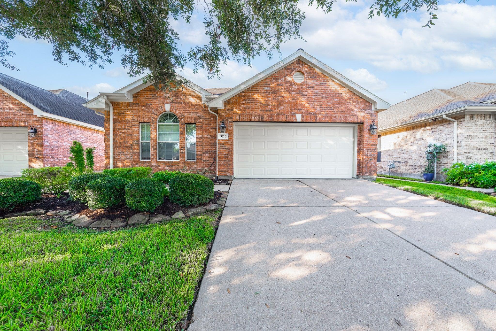 Baron Trace Ln, Katy, TX 77494