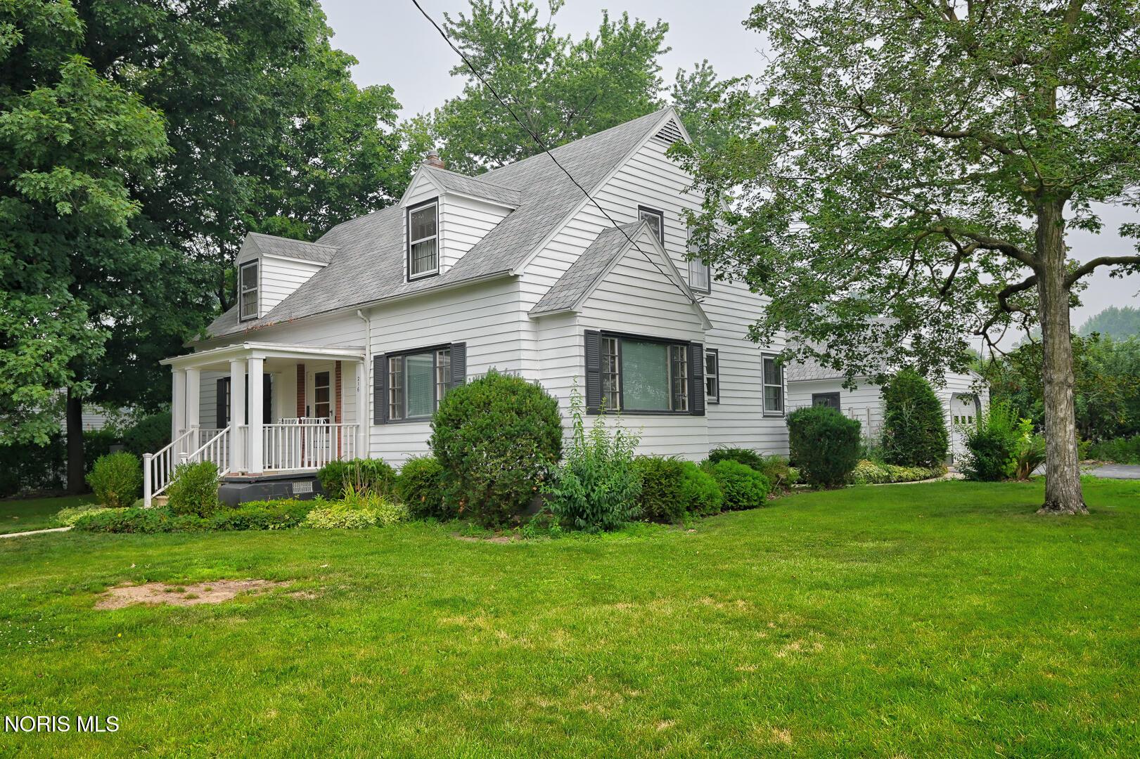 Edith Ave, Findlay, OH 45840