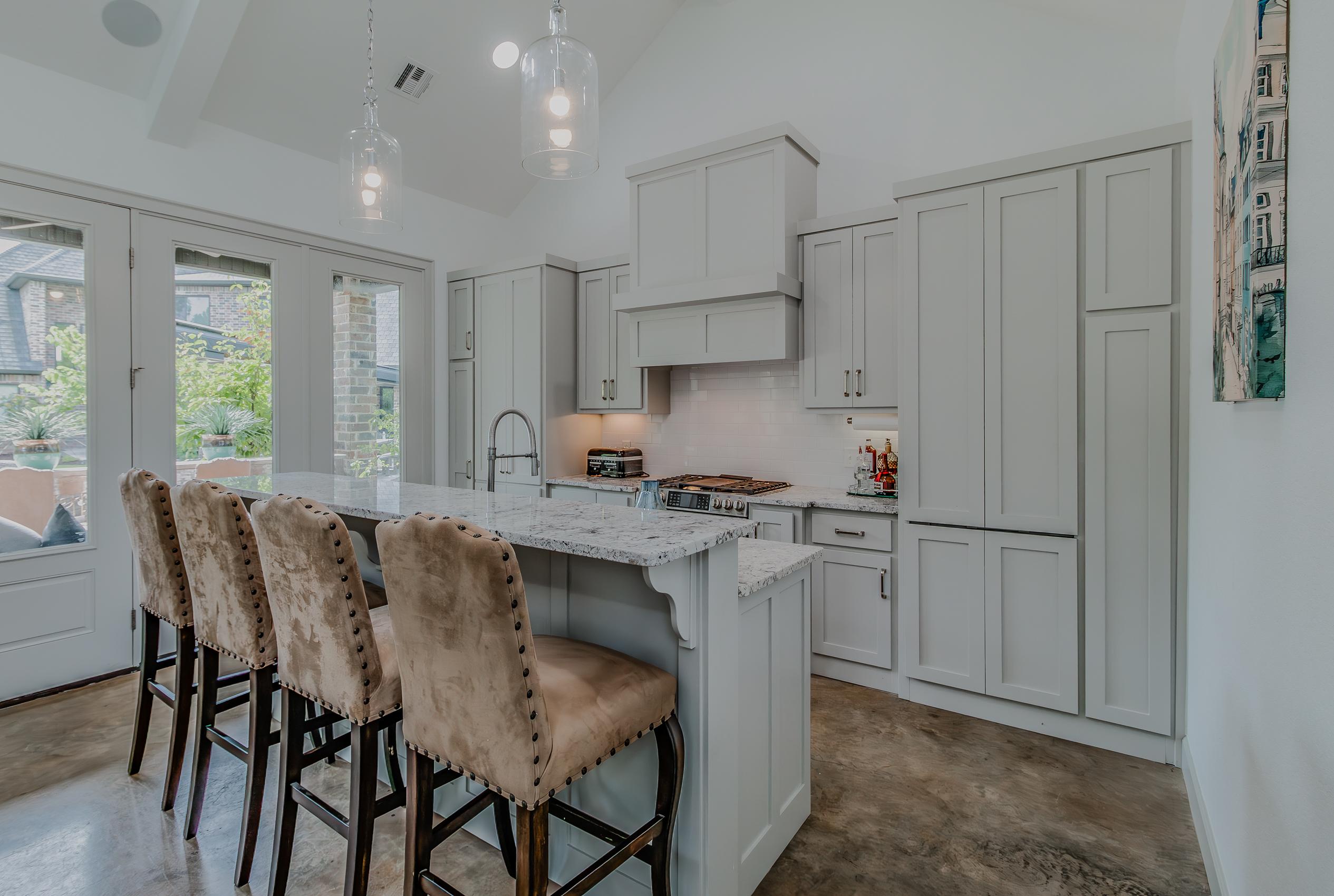 Pembrook Cir, Bentonville, AR 72712