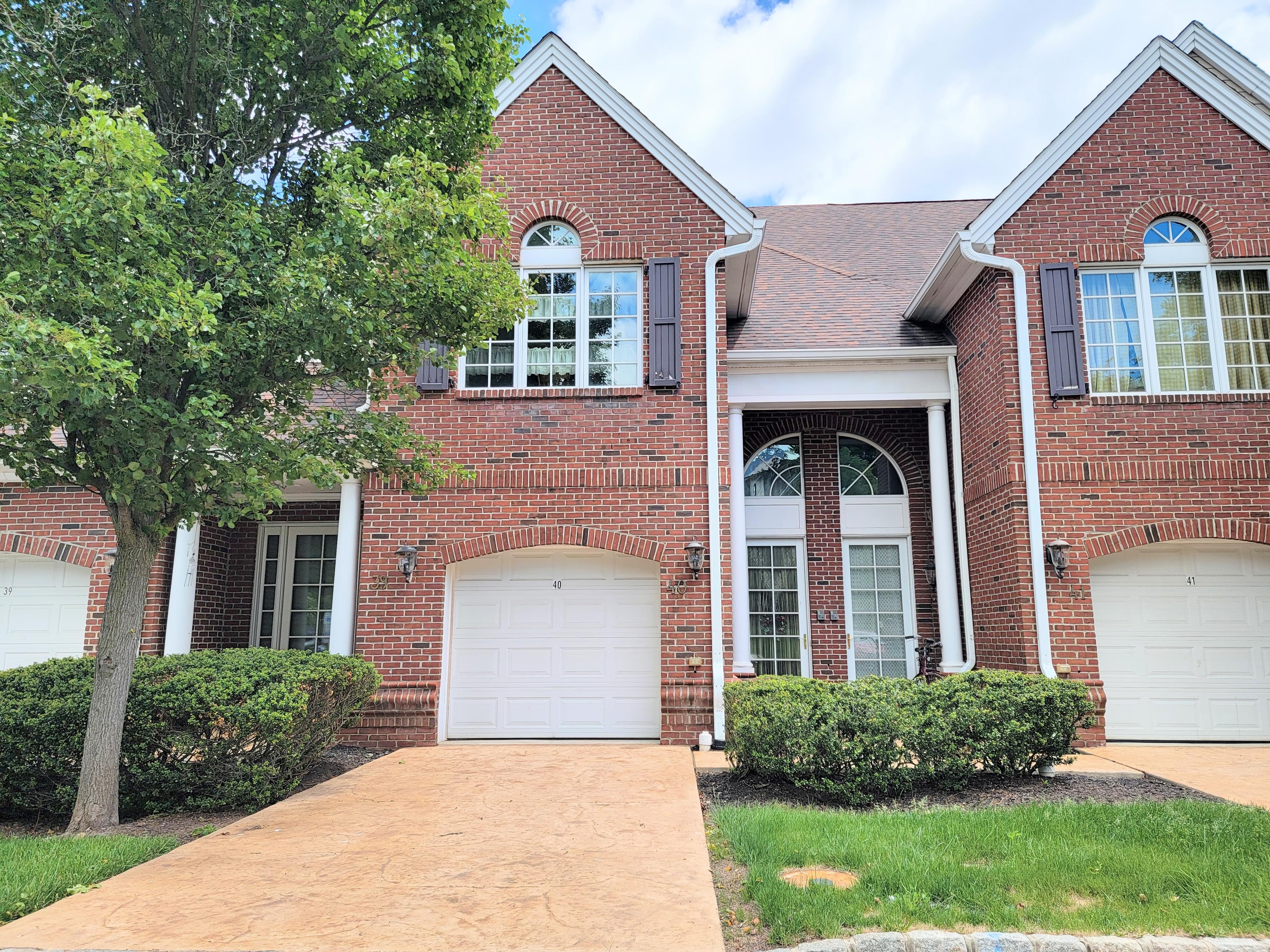 Schmidt Cir, Watchung, NJ 07069