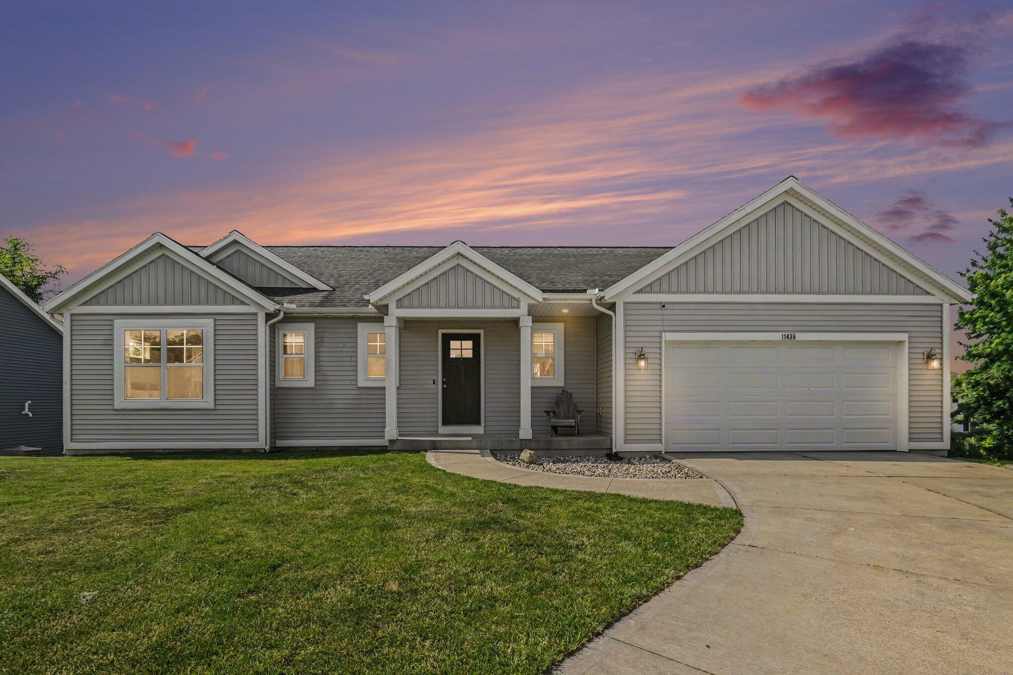 Crestridge Ct, Holland, MI 49424