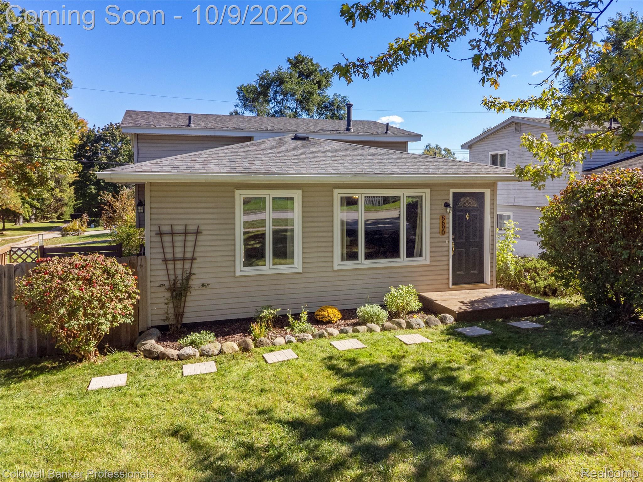 N Eston Rd, Clarkston, MI 48348