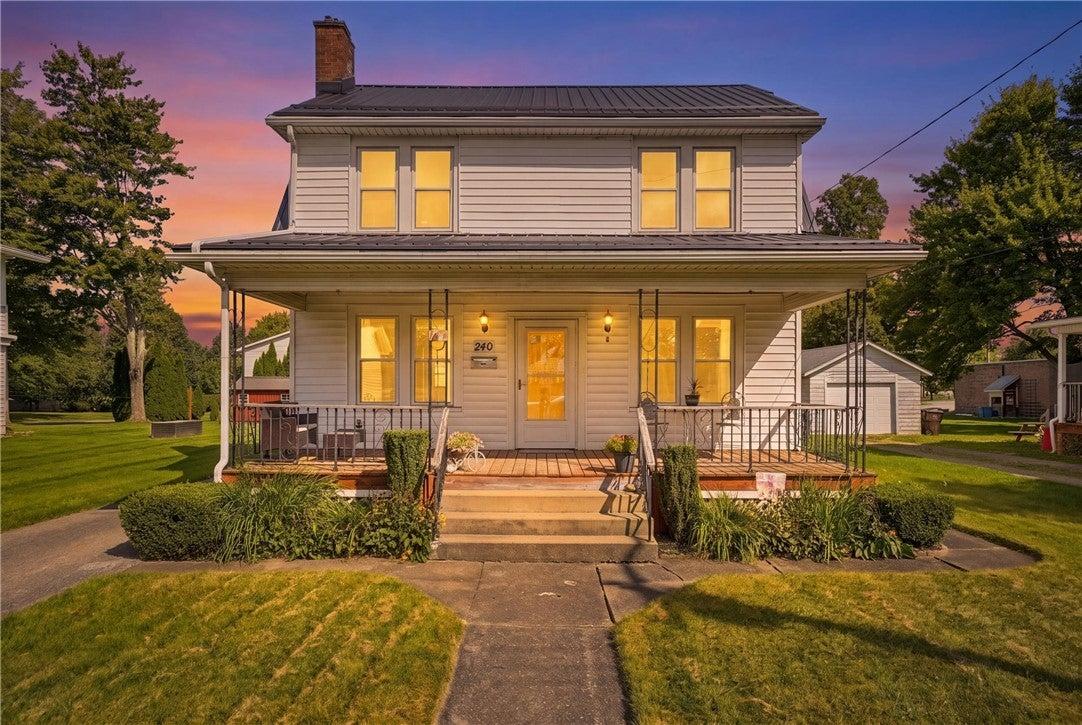 W Venango St, Mercer, PA 16137