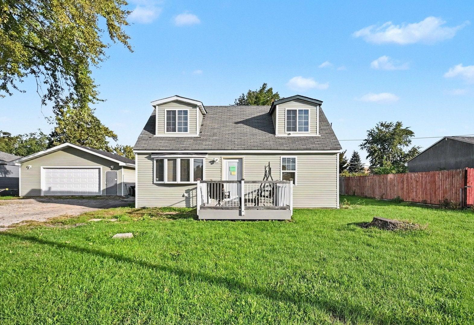 W 71st St, Bridgeview, IL 60455