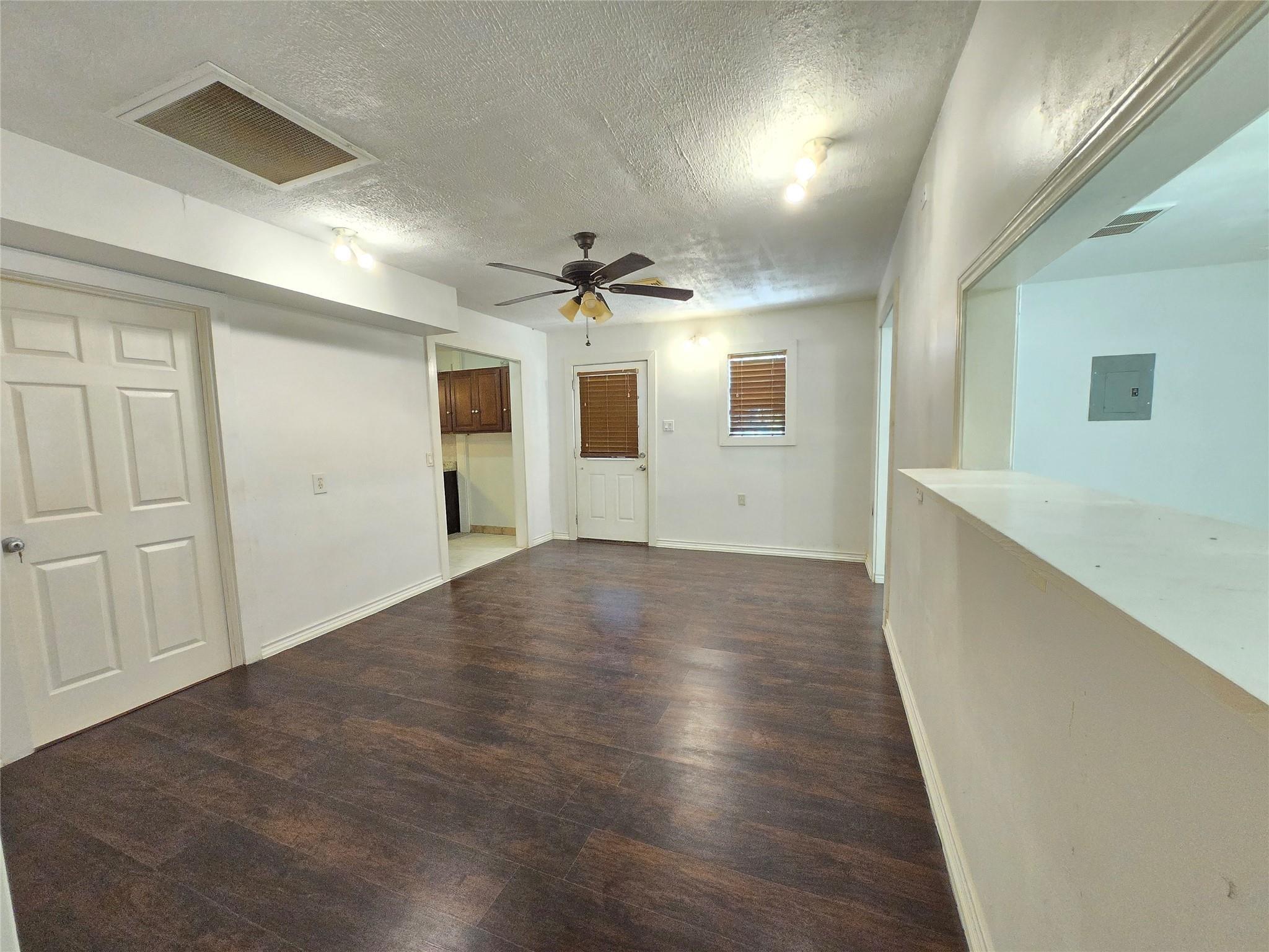 Sweetwater Ln, Houston, TX 77037