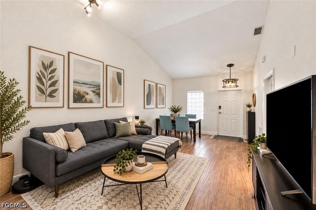 Bernwood Cove Loop, Fort Myers, FL 33966