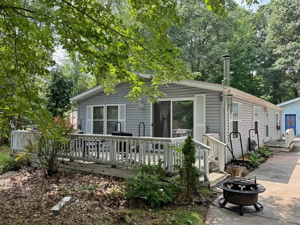 Lake Of The Pines Dr, Lake, MI 48632
