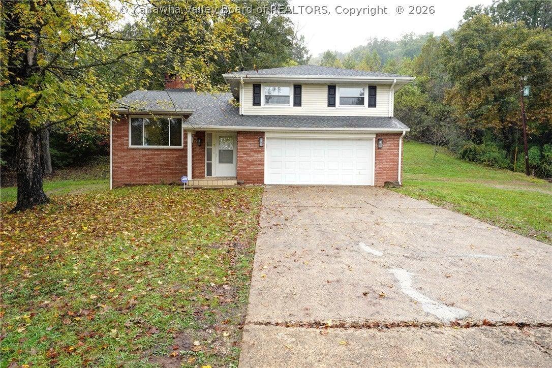 Russet Dr, Charleston, WV 25313