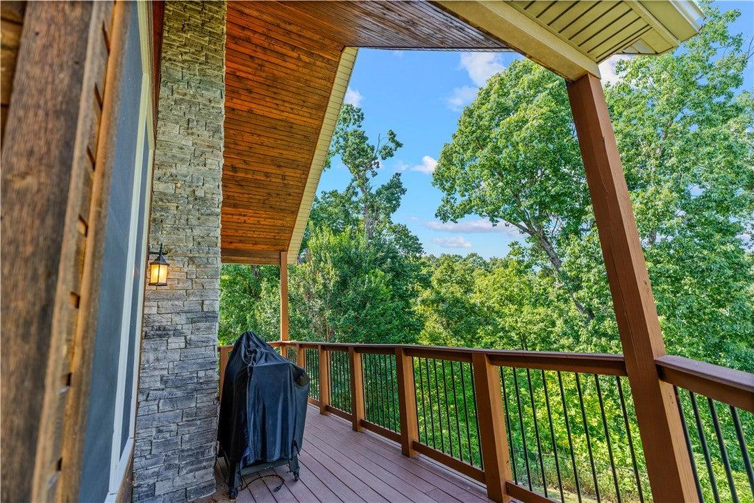 Woods Rd, Rogers, AR 72756