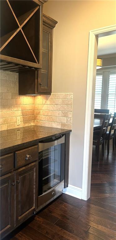 S Palisade St, Olathe, KS 66061