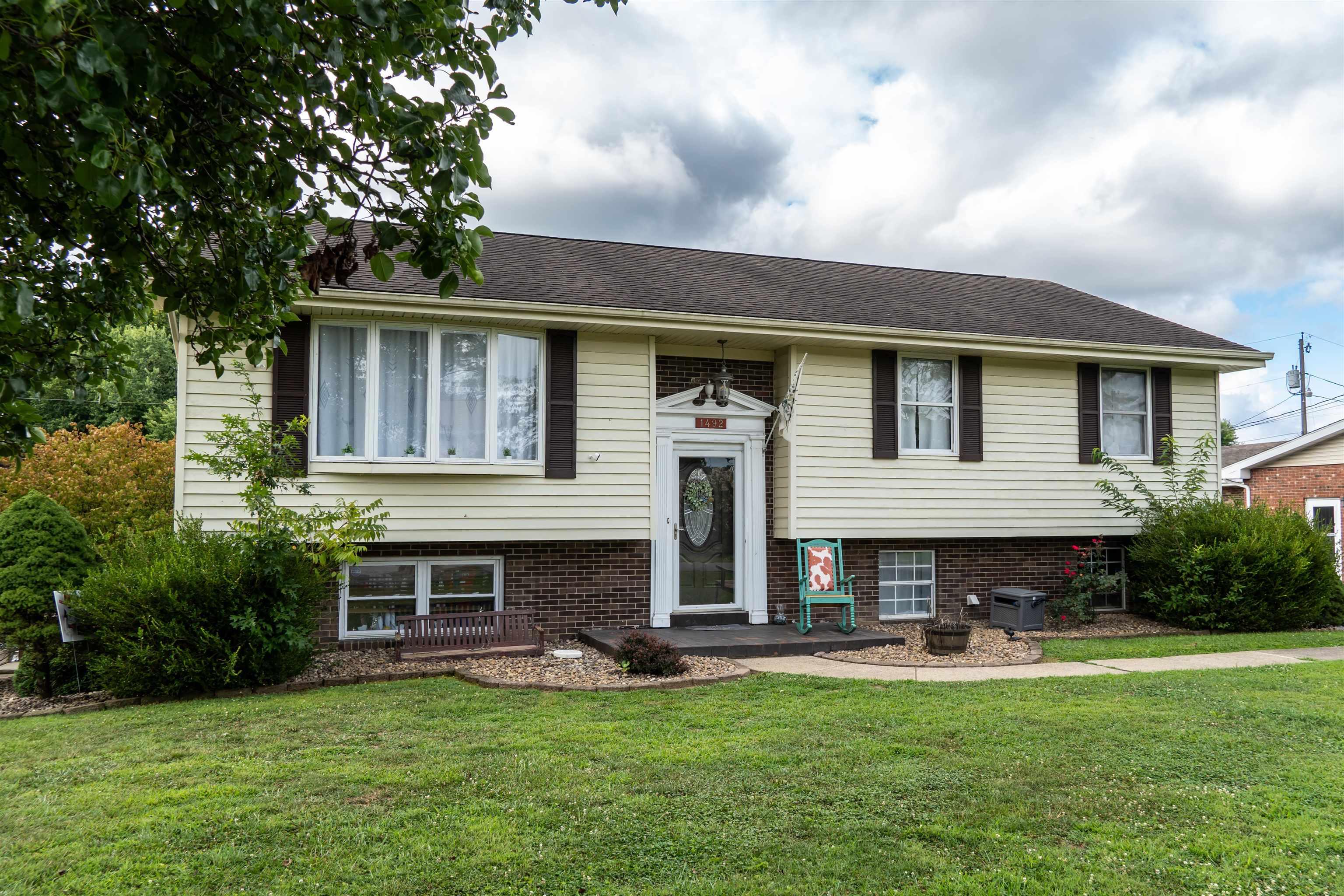 S Calumet Dr, Worthington, KY 41183
