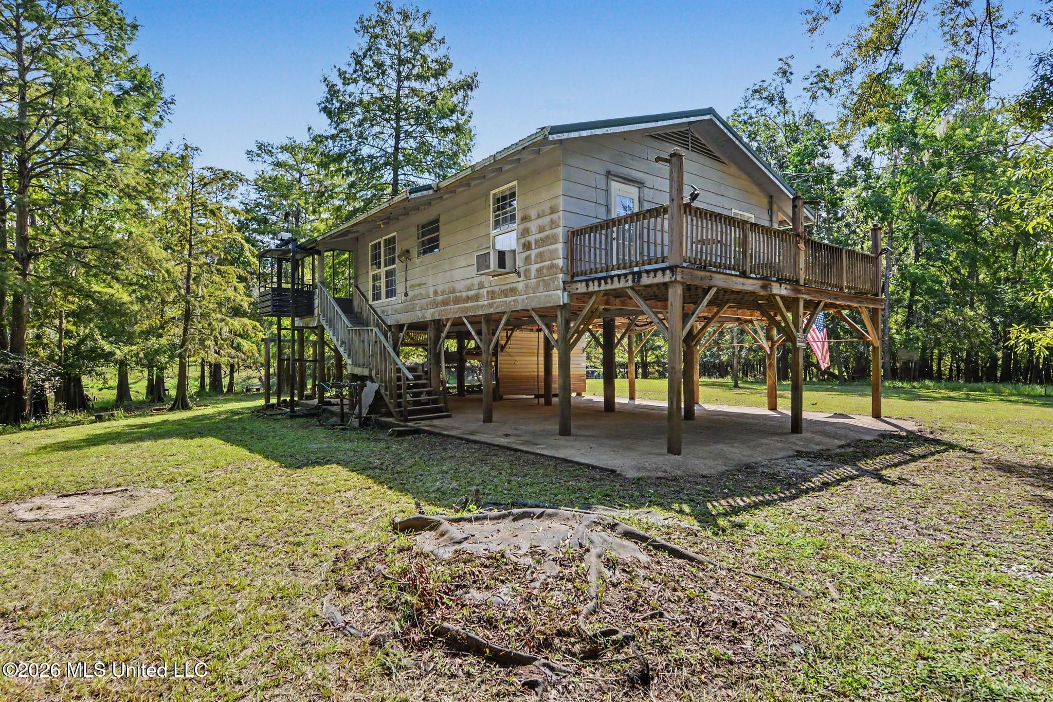 Davis Dead River Rd, Lucedale, MS 39452
