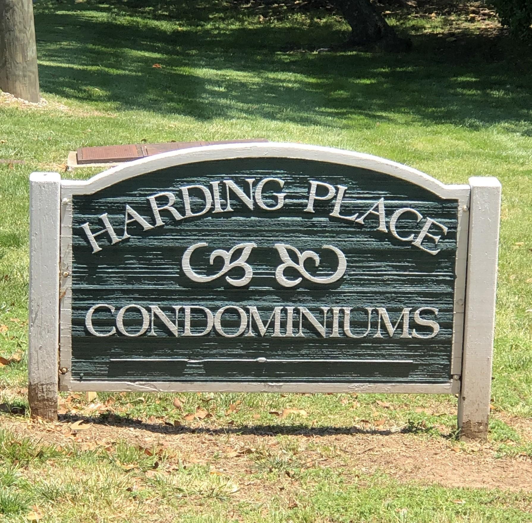 Harding Pl, Nashville, TN 37211