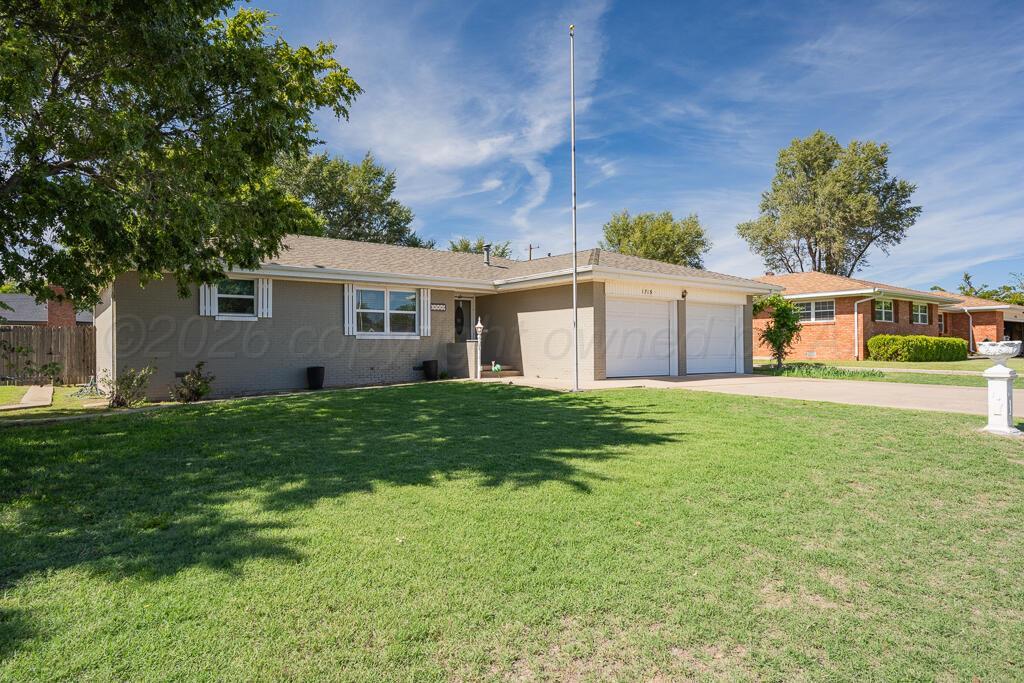 Grape St, Pampa, TX 79065