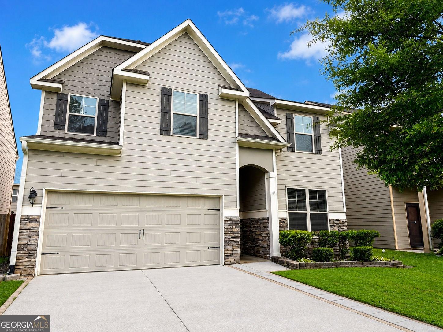 Abby Grace Dr, Lawrenceville, GA 30044
