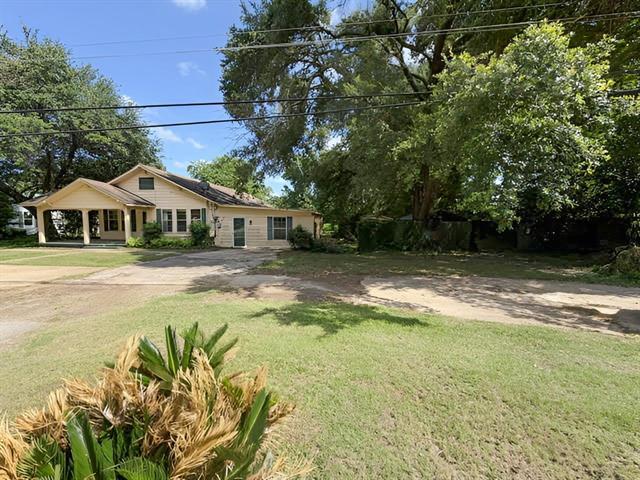 W Sabine St, Carthage, TX 75633
