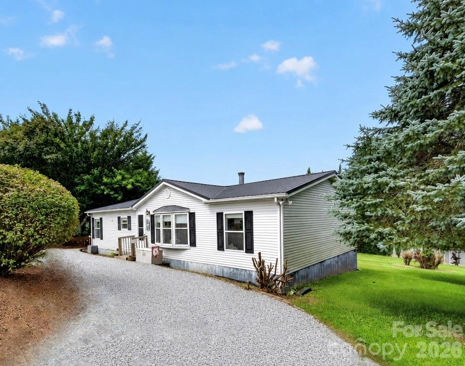 Sweet Briar Path Way, Hendersonville, NC 28792