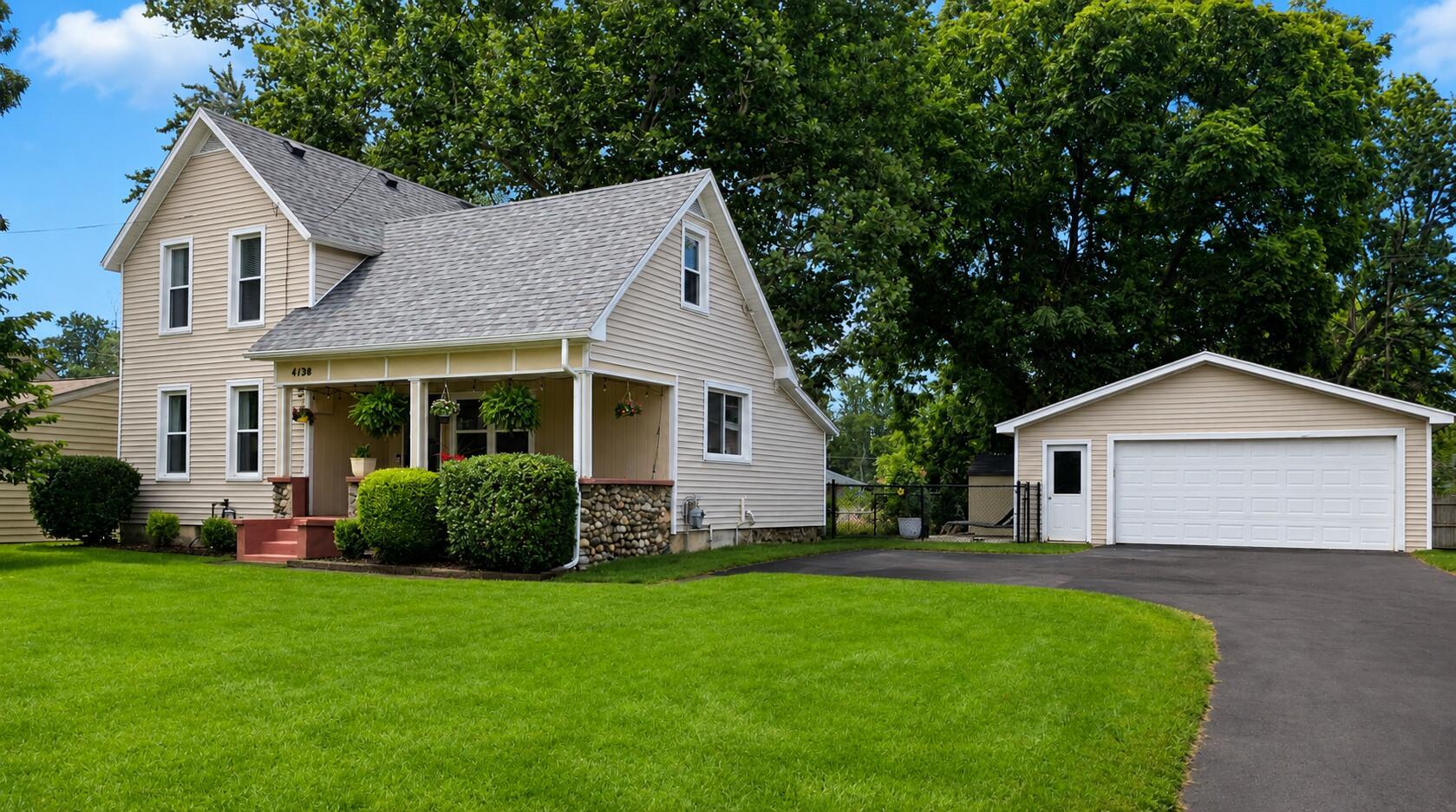 40th St Sw, Grandville, MI 49418