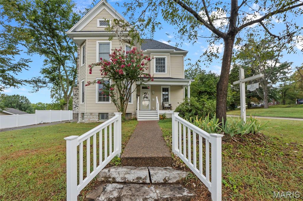 S Bellevue St, Jackson, MO 63755