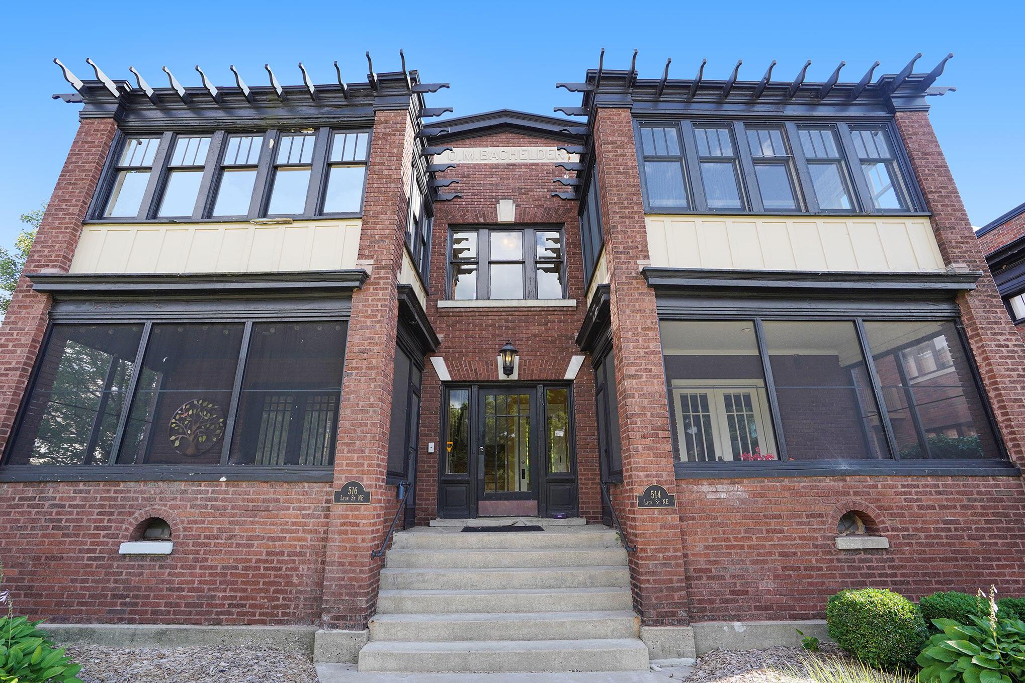 Lyon St Ne, Grand Rapids, MI 49503