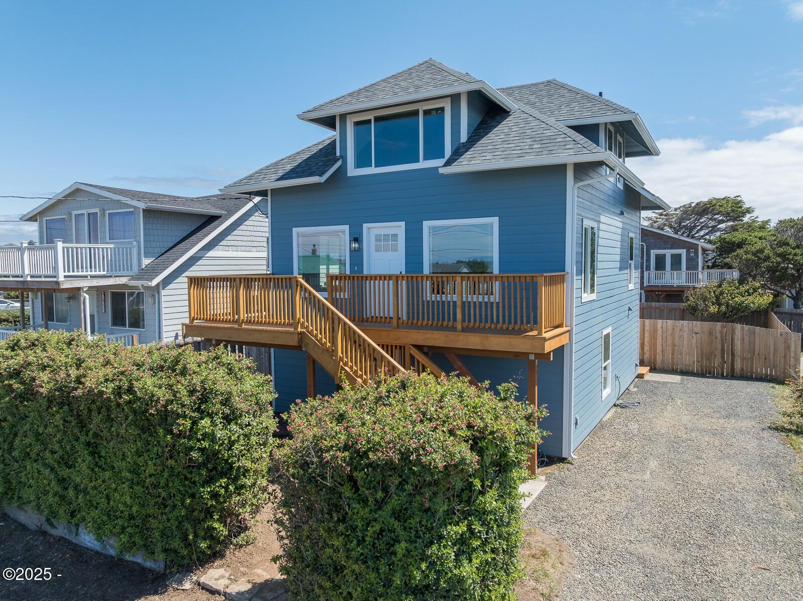Sw Elizabeth St, Newport, OR 97365