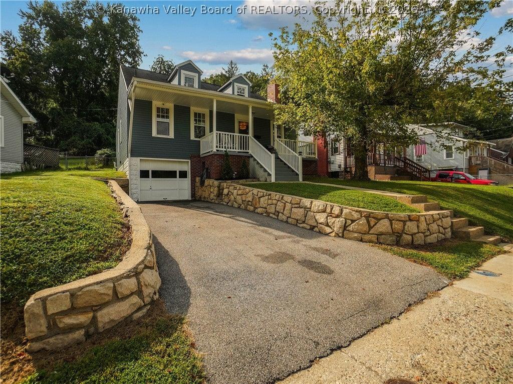 Glendale Ave, South Charleston, WV 25303