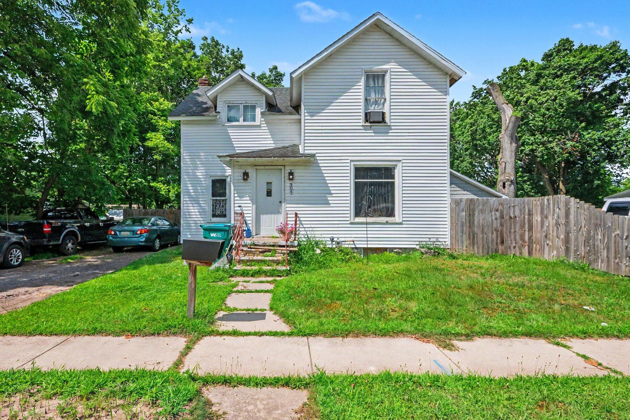 5th Ave, Three Rivers, MI 49093