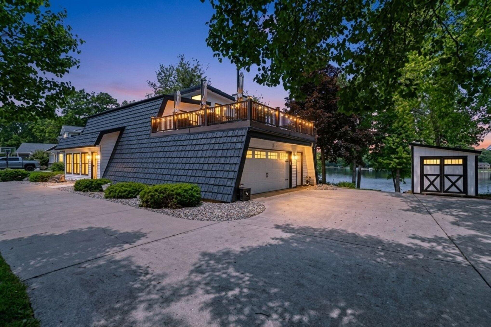 Butternut Dr, Sturgis, MI 49091