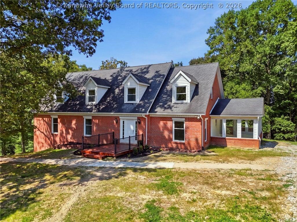 Mount Alpha Rd, Charleston, WV 25304