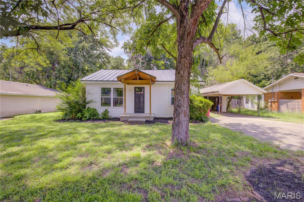 Marion Ave, Sikeston, MO 63801