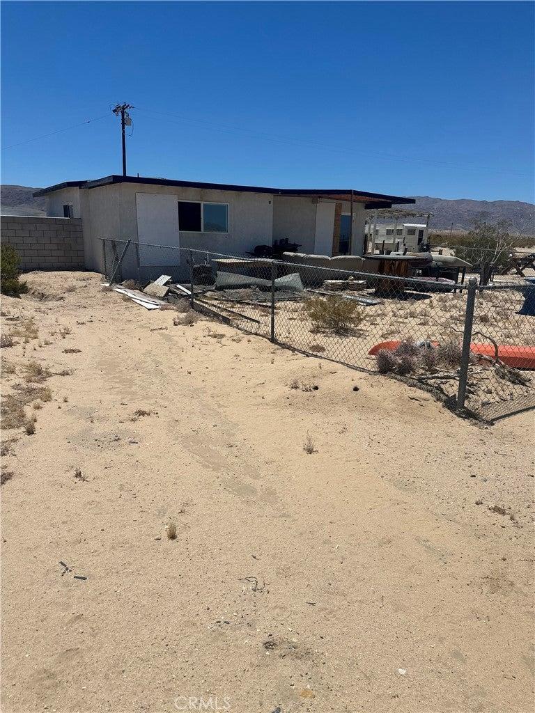 El Paseo Dr, Twentynine Palms, CA 92277