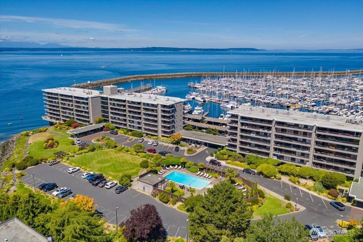 Seaview Ave Nw, Seattle, WA 98117