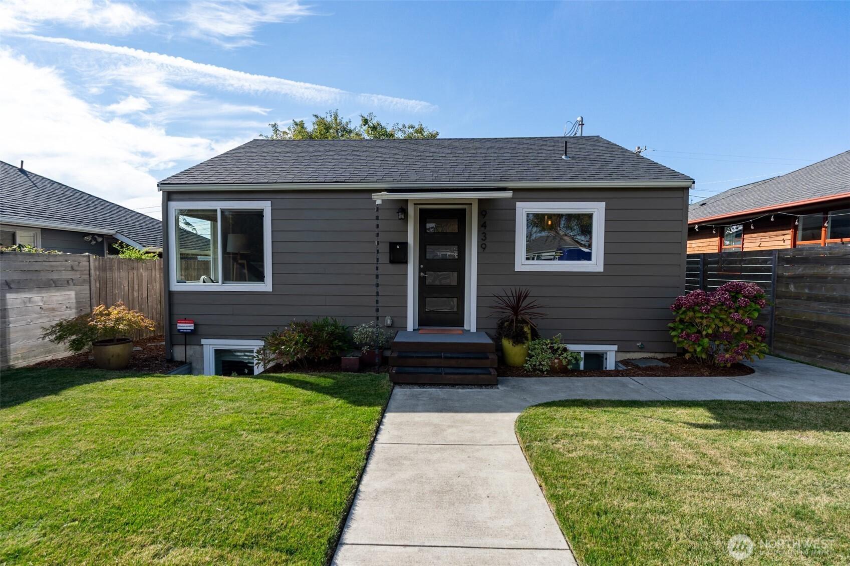 21st Ave Sw, Seattle, WA 98106