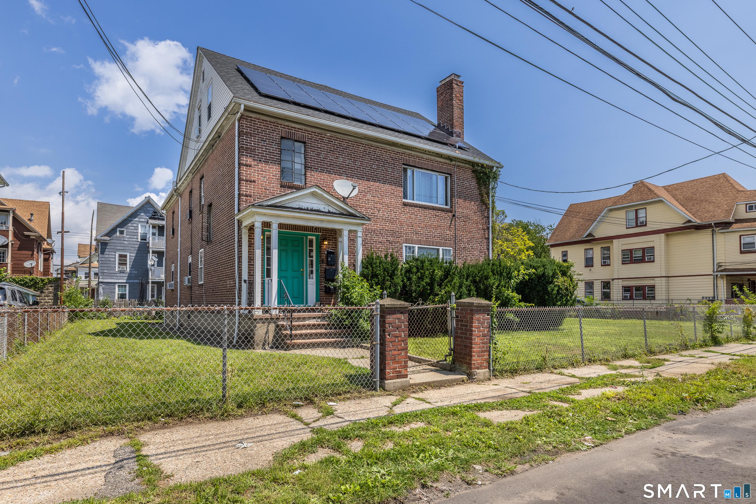 Whitney Ave, Bridgeport, CT 06606