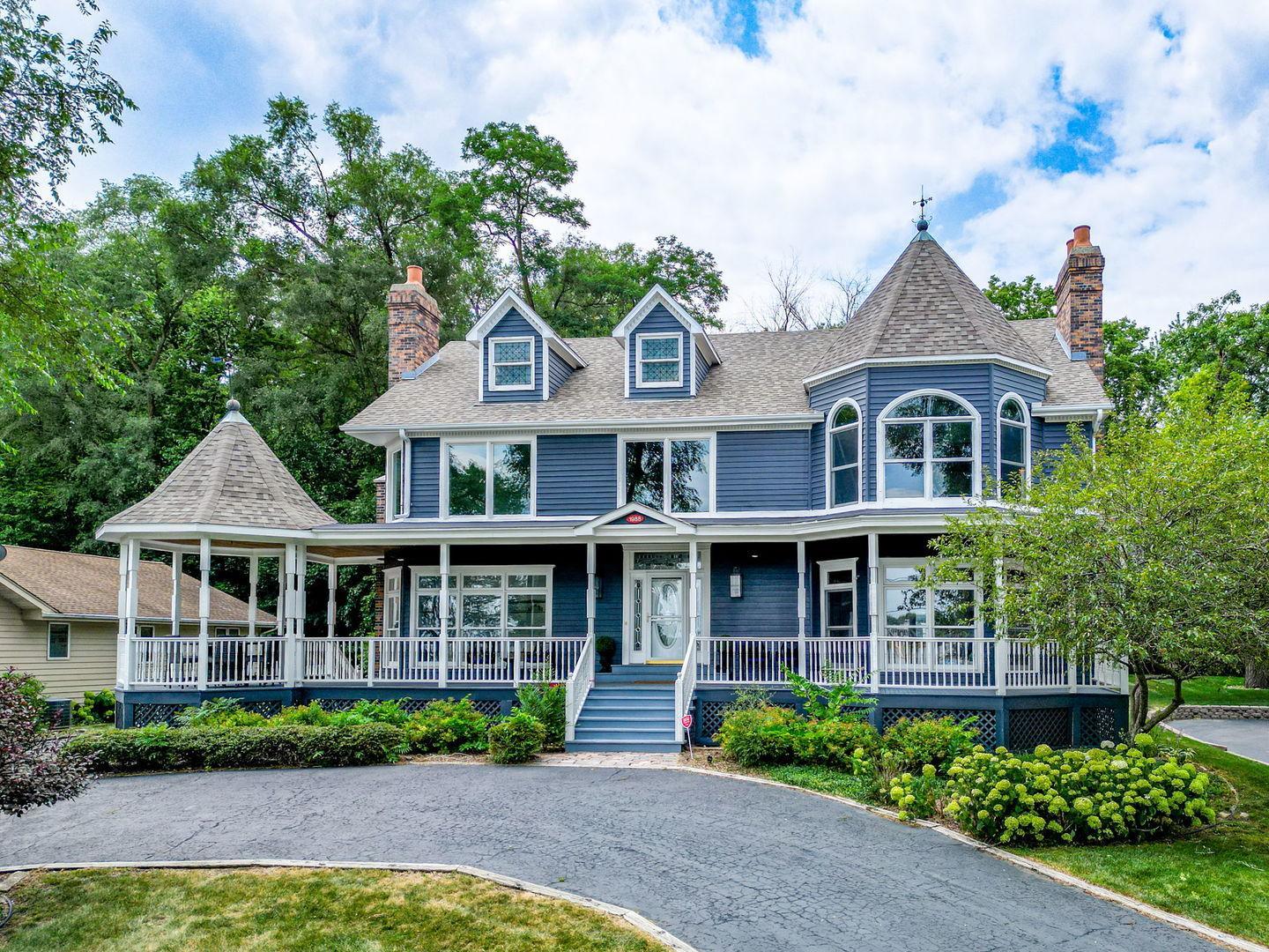 N Holly Ave, Fox Lake, IL 60020